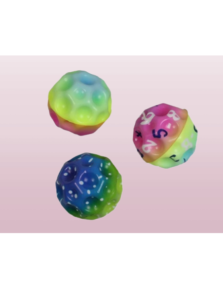 Pallina Arcobaleno in spugna colorata. Giochi per cani