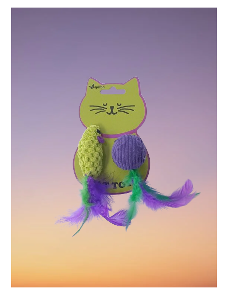 Topo e Palla Con Piuma e Erba Gatta . Giochi per gatti .